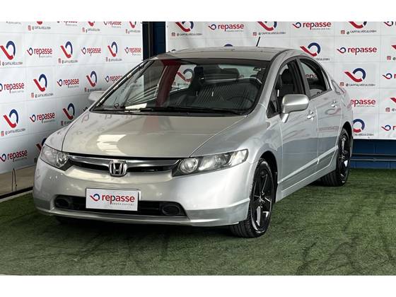 HONDA CIVIC 1.8 LXS 16V FLEX 4P MANUAL HONDA CIVIC 1.8 LXS 16V FLEX 4P MANUAL